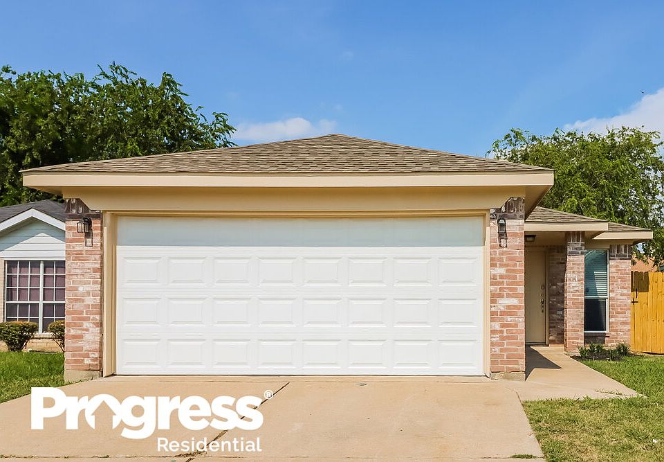1st image of 10632 Shadywood Dr