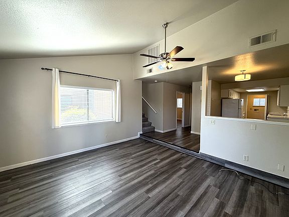 2nd image of 2805 Morseman Ave #4
