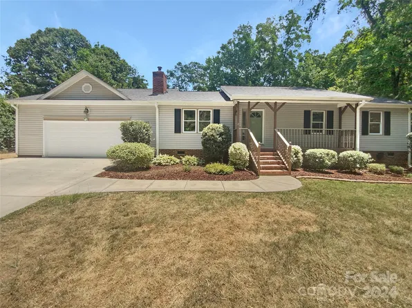 3511 Sandberry Dr, Waxhaw, NC 28173