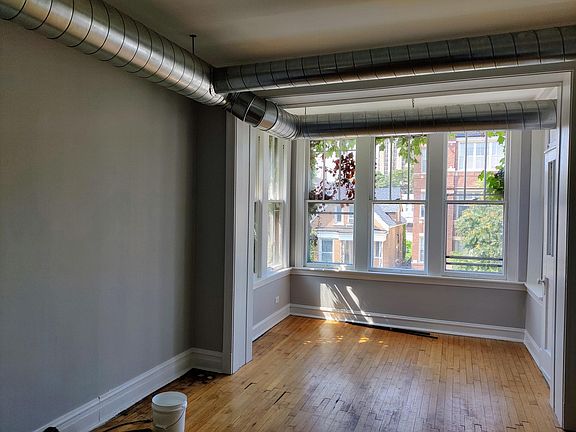 4th image of 2223 W Augusta Blvd #2F
