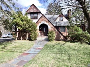 4-21 Saddle River Rd, Fair Lawn, NJ 07410