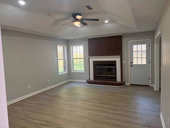 2nd image of 202 Aztec Dr