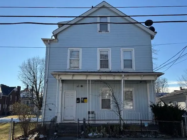 218 Central St, Central Falls, RI 02863