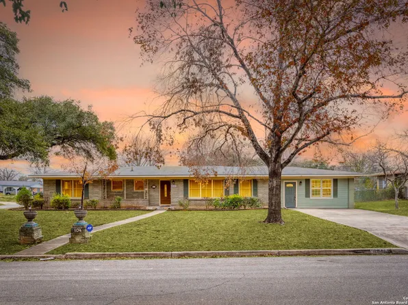 104 ROLLING GREEN DR, San Antonio, TX 78228