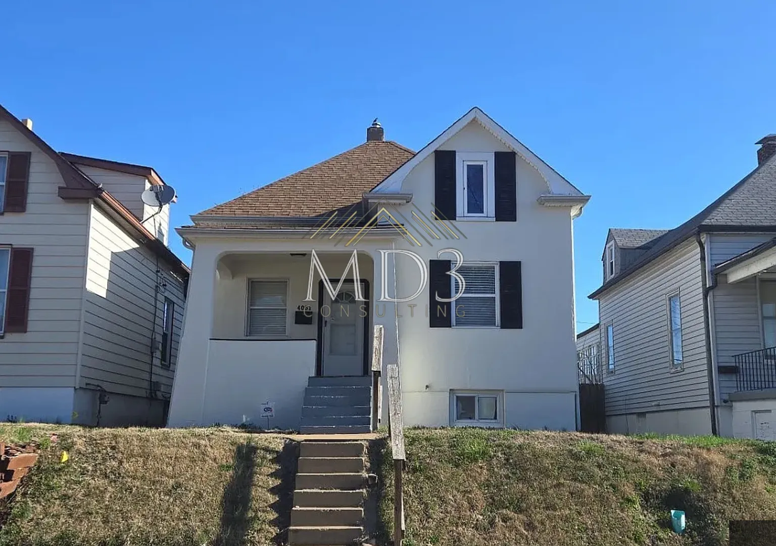 3 bed, 1278 sqft, $2,100 — Photo 1