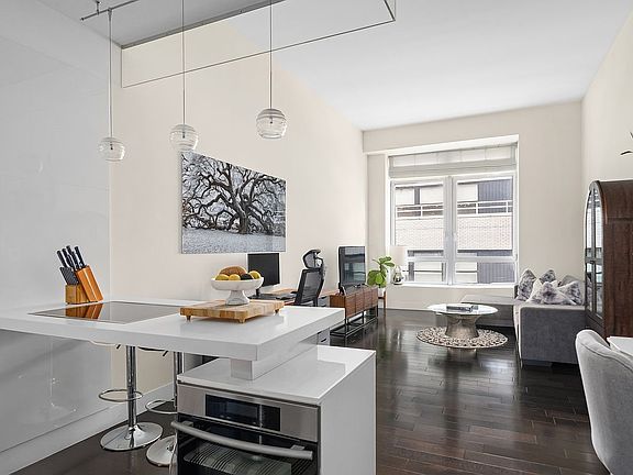 5th image of 111 Fulton St APT 809