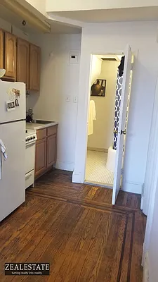 Rented by ZealEstate Group Inc | media 38