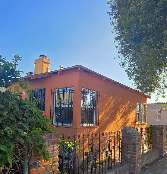 624 W Magnolia St #A — Photo 4