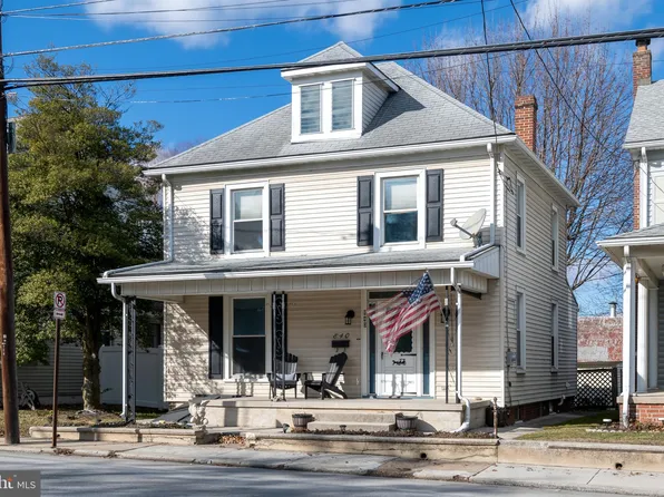 840 York St, Hanover, PA 17331
