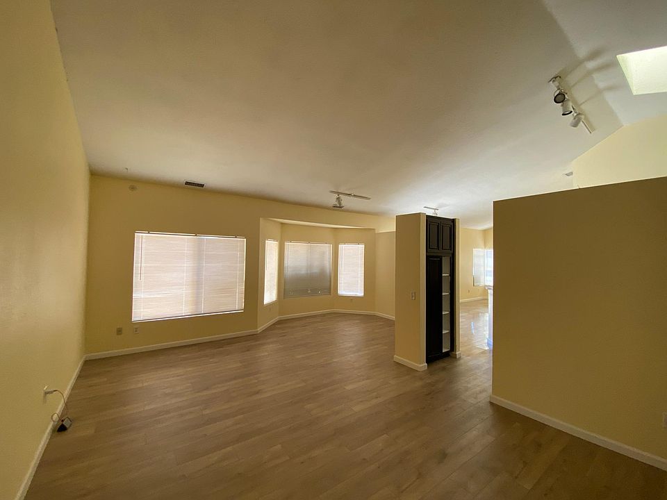 1st image of 37300 Tampa Ct