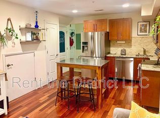 1424 L St SE APT 101, Washington, DC 20003