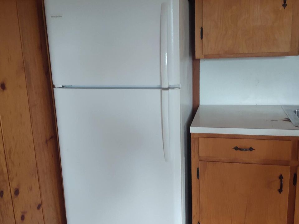2nd image of 929 Red Mountain Dr