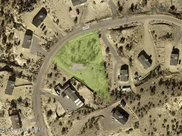 934 Hope Ave, Farmington, NM 87401
