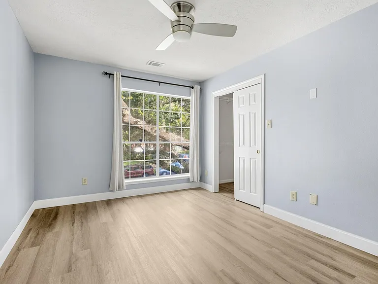 1326 Shrub Oak Dr — Photo 24