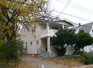 3240 W 119th St, Cleveland, OH 44111