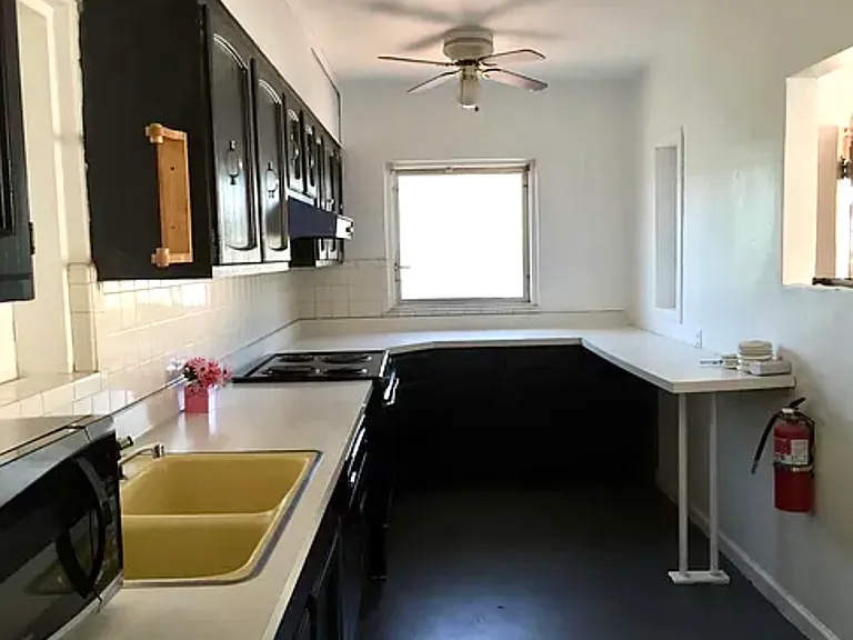1108 E Alta Vista St — Photo 9