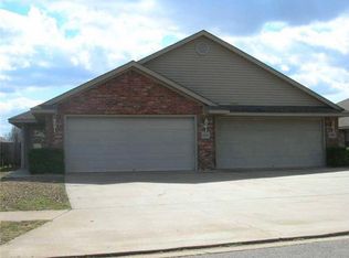 1811 Ingalls Ln #A, Alma, AR 72921
