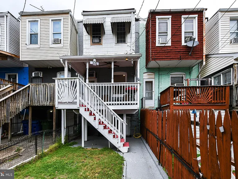 2509 Christian St — Photo 28