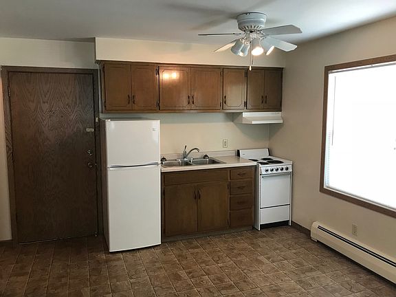 2nd image of 1514 15th Ave S #E-2