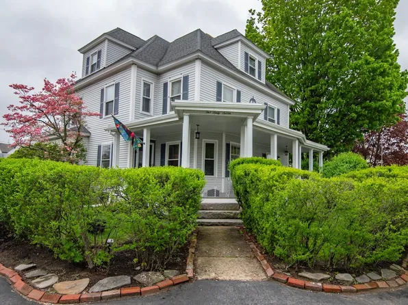 567 Lake Avenue, Manchester, NH 03103