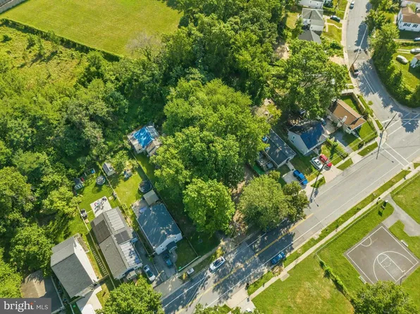 4810 Leroy Gorham Dr, Capitol Heights, MD 20743