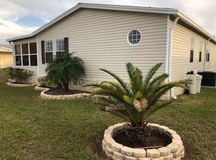 4821 Lark Haven Pl, Zephyrhills, FL 33541