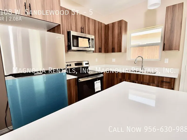 3108 W Sandlewood St #5 — Photo 8