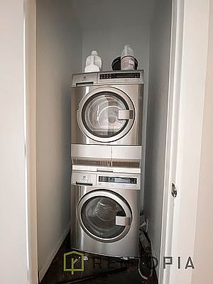 5th image of 644 Wilson Ave #2L
