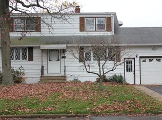 33 Semel Ave, Iselin, NJ 08830