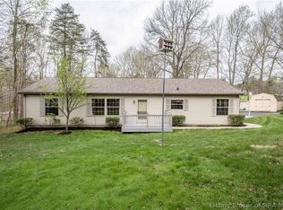 831 Greenrow Dr, Lanesville, IN 47136