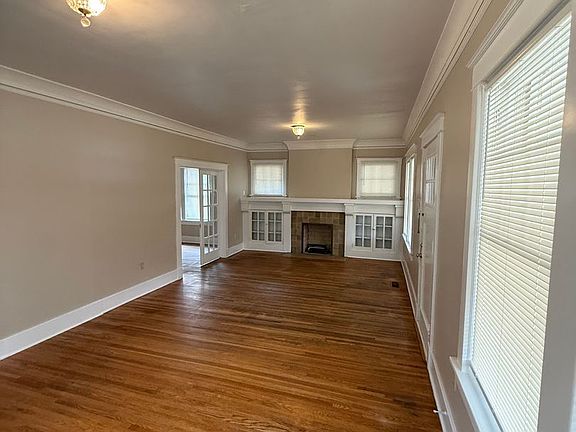 2nd image of 1917 Lyndale Ave