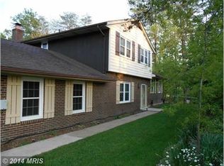 4700 Duley Dr, White Plains, MD 20695