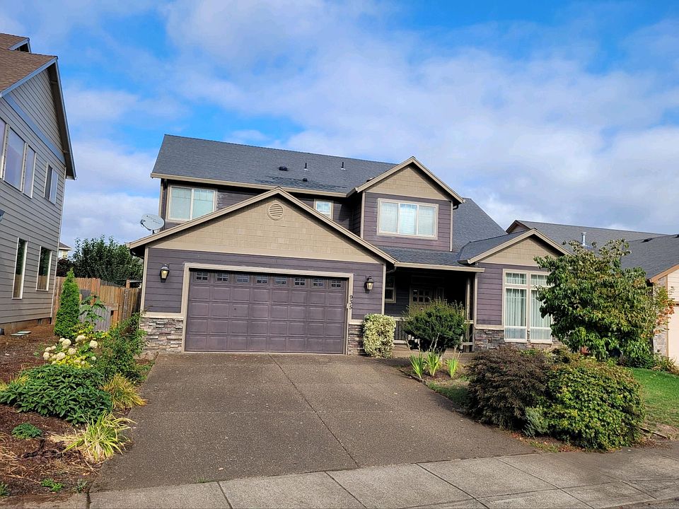 1st image of 935 Caradon Ct NW