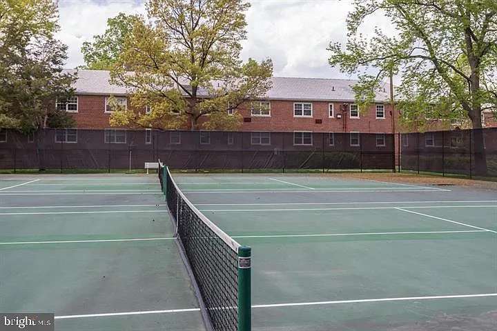 4501 Arlington Blvd #502 — Photo 32
