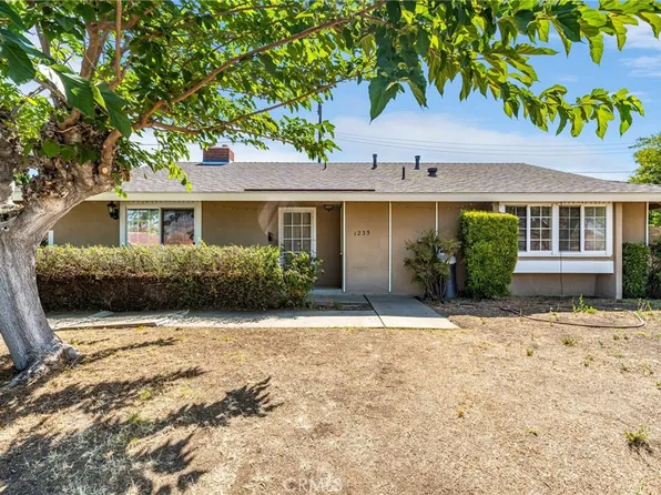 1235 E Darby Ave, Orange, CA 92865