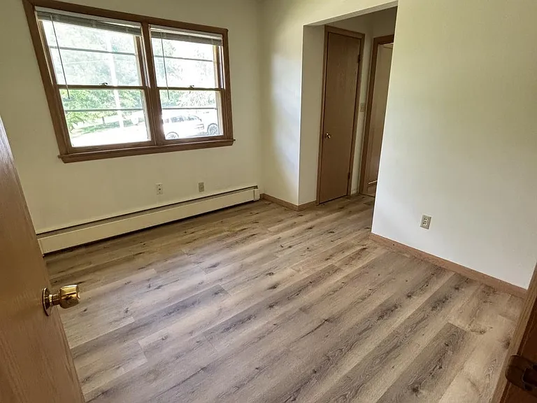 611 Birch St — Photo 11