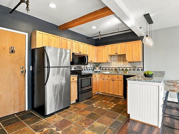 5th image of 80 Foster St APT 203