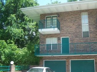 602 W Main St APT 4, Sevierville, TN 37862