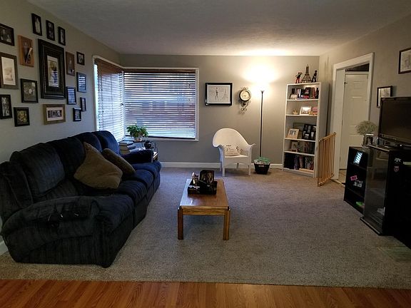 4th image of 514 NW 4th St