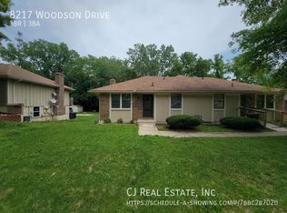 8217 Woodson Dr, Raytown, MO 64138