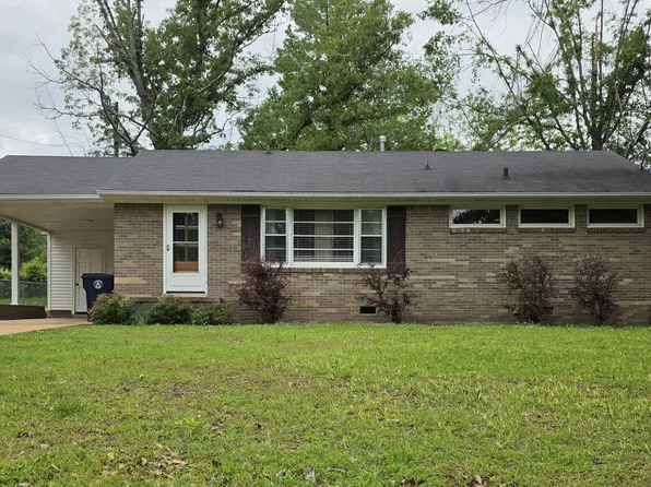 1909 Magnolia Cir, Corinth, MS 38834