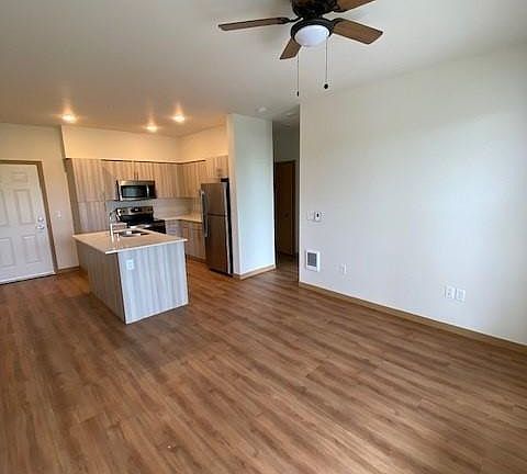 2nd image of 411 SW Hayworth Dr #N302