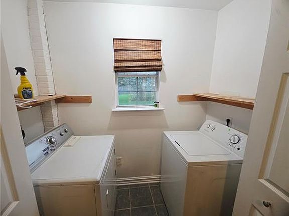 5th image of 6842 Catina St