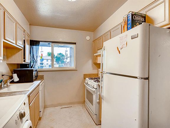 4th image of 8079 Wolff St Unit C
