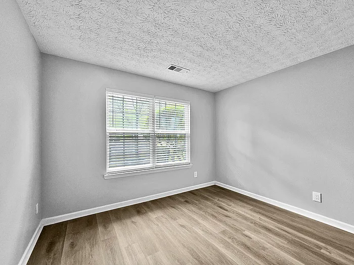 1236 Liriope Ln — Photo 9