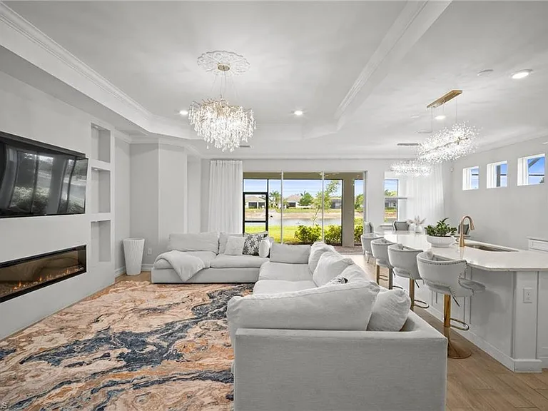 28041 Captiva Shell Loop — Photo 4