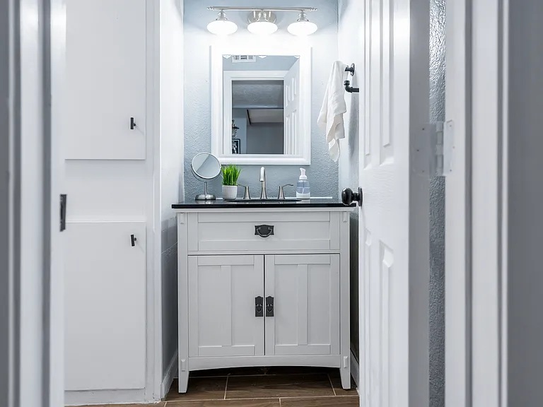 2402 Berry St #2 — Photo 5