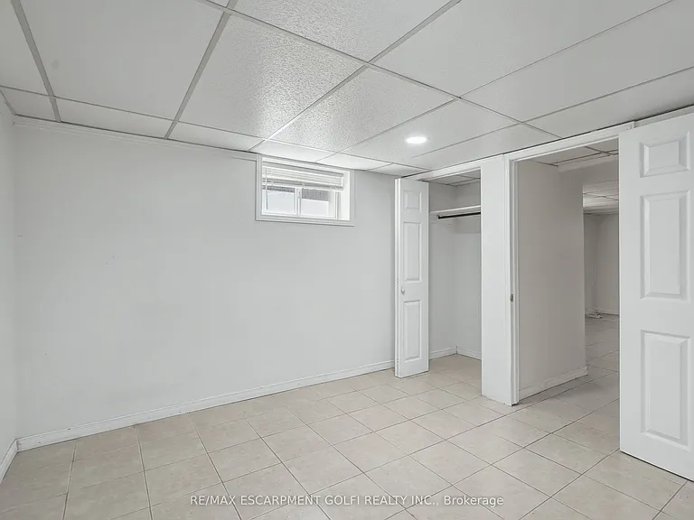 4989 Willmott St #LOWER — Photo 5