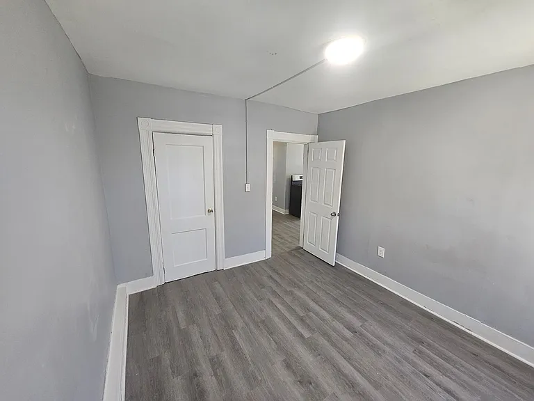 305-309 Cedar St #309-2 — Photo 2