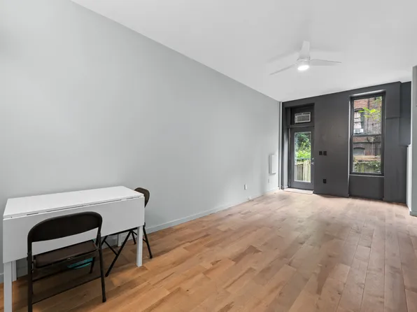 231 East 88th Street image 4 of 42